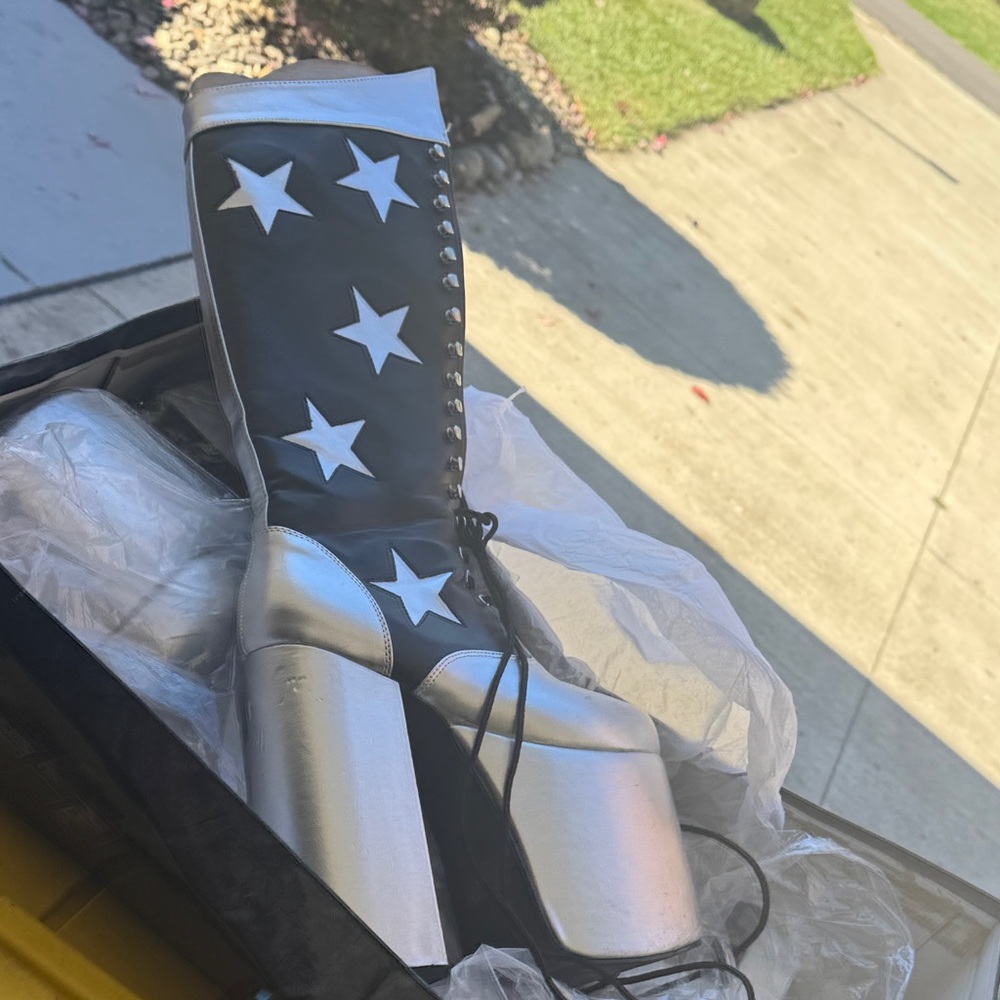 Homemade Kiss costume - Picture 2 of 5
